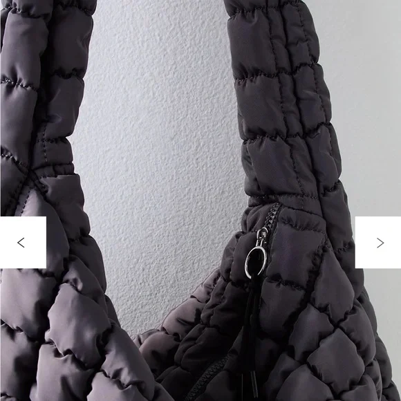 FP Movement Quilted Caryall Bag Graphite - Picture 4 of 8